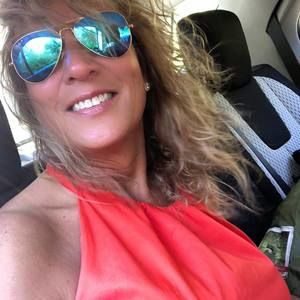 Meet your Posher, Sandra